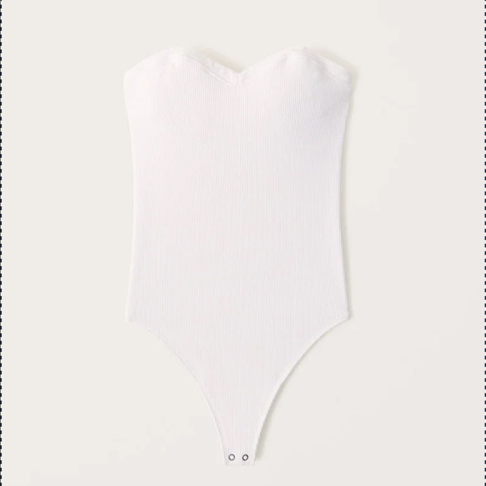 Abercrombie & Fitch Seamless Ribbed Strapless Bodysuit